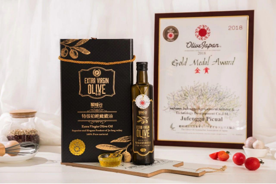 236fd2da-874e-4fe9-8c8b-fc31d1163e8a