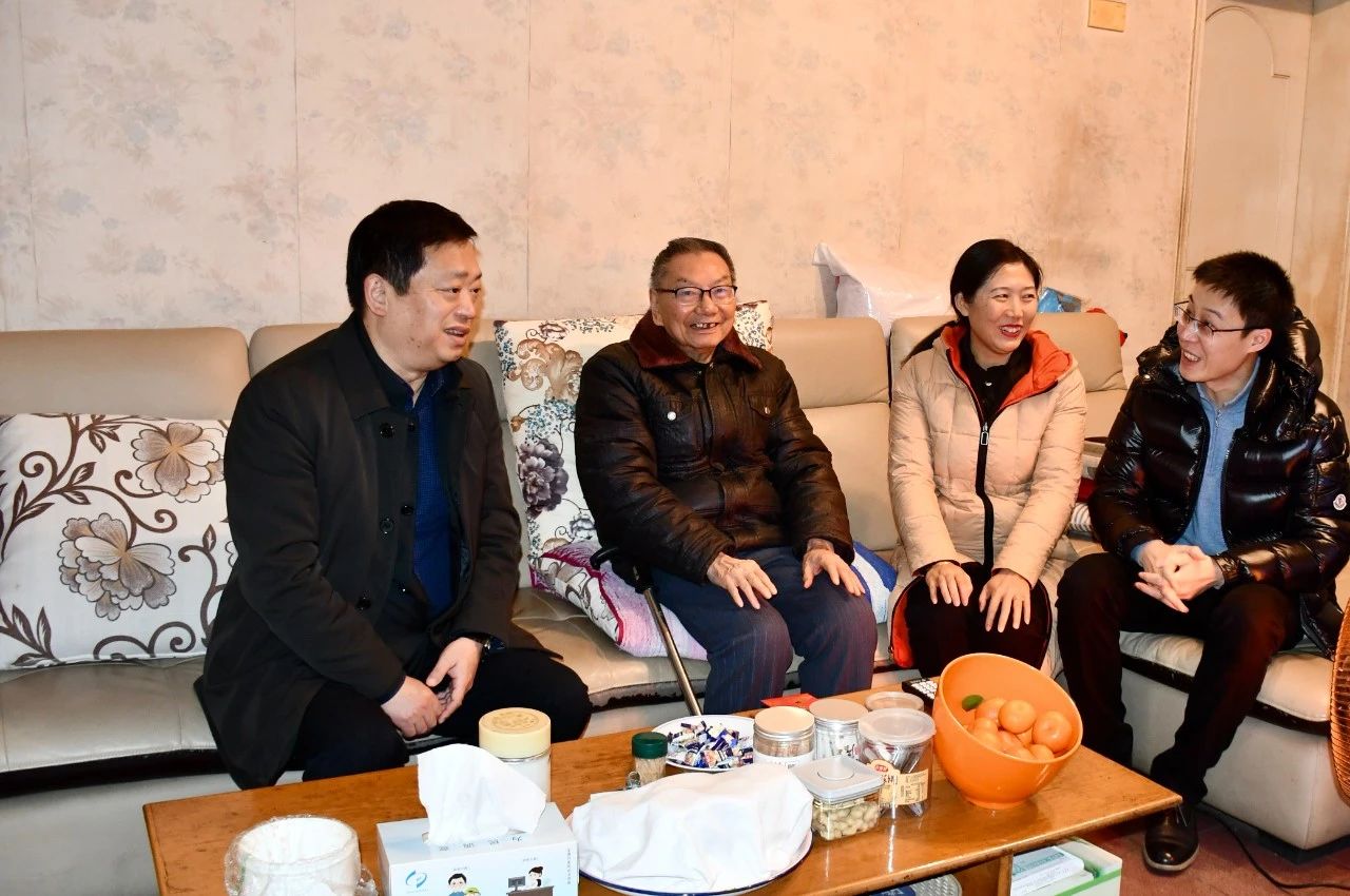 8180374a-e54b-4760-b2d6-a0b07c6a6887